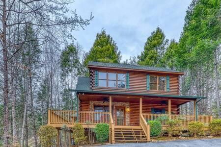 The Great Escape - Min From Parkway With Hot Tub Villa Gatlinburg Dış mekan fotoğraf