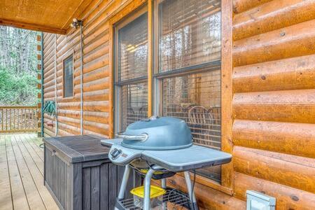 The Great Escape - Min From Parkway With Hot Tub Villa Gatlinburg Dış mekan fotoğraf